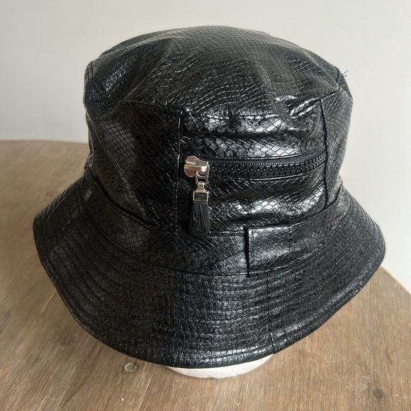 Nike Black PU Bucket Hat One Size Unisex - Picture 8 of 11